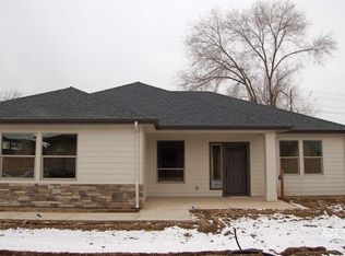 2466 N Maple Grove Rd, Boise, ID 83713