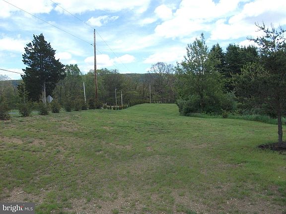 3rd image of 218 Garland Rd