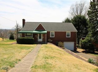 2241 Vermont Ave, West Mifflin, PA 15122
