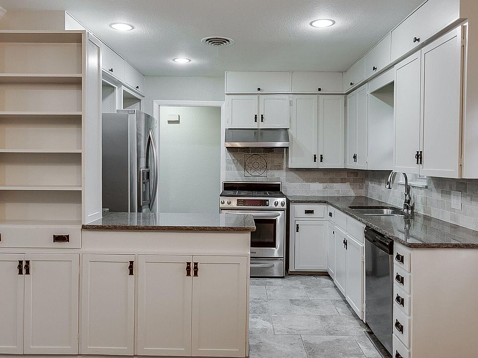 1st image of 7616 Oxley Dr