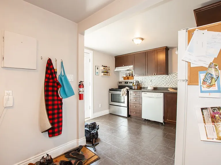 62 Garnet St — Photo 9