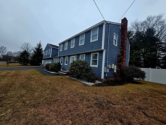 3rd image of 20 Farm Pond Rd