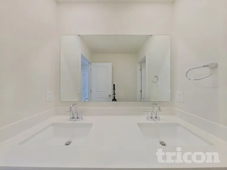 2503 Trollinger Dr — Photo 12