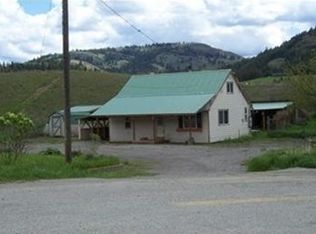 758 W Curlew Lake Rd, Republic, WA 99166