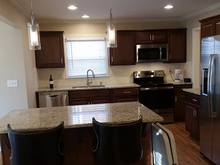 9428 Carter Overland Park — Photo 5
