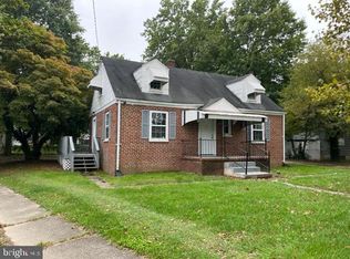 174 Chestnut St, Salem, NJ 08079