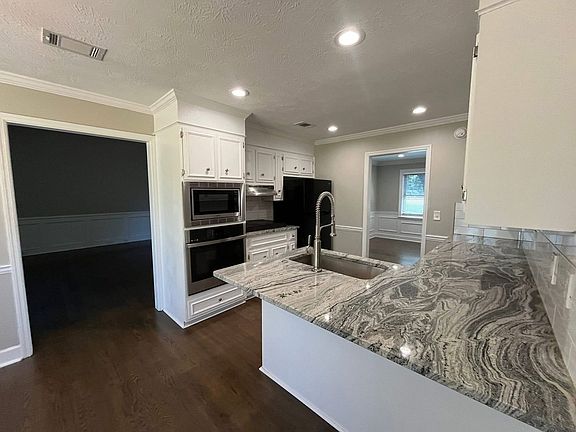4th image of 4629 Peavine Ct