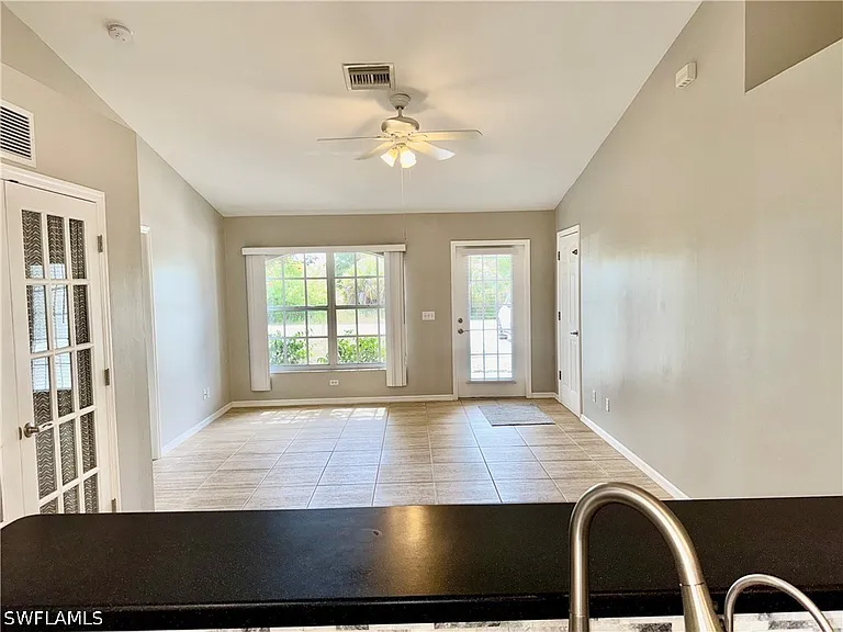 6016 Lindbrook Ave — Photo 8