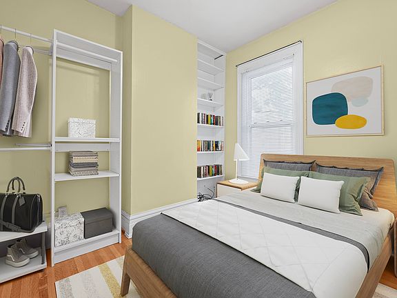 4th image of 1421 Clayton St APT 4