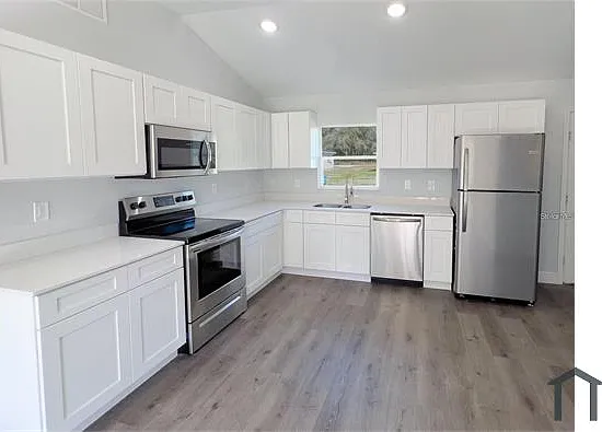 221 Locust Pass Ln — Photo 3