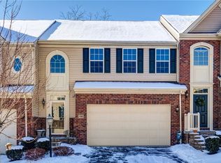 110 Maple Ridge Ct, Canonsburg, PA 15317