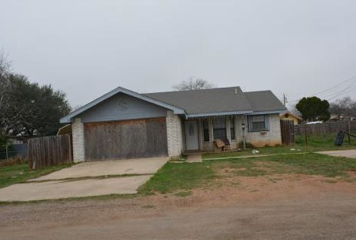 1st image of 302 N 15th St