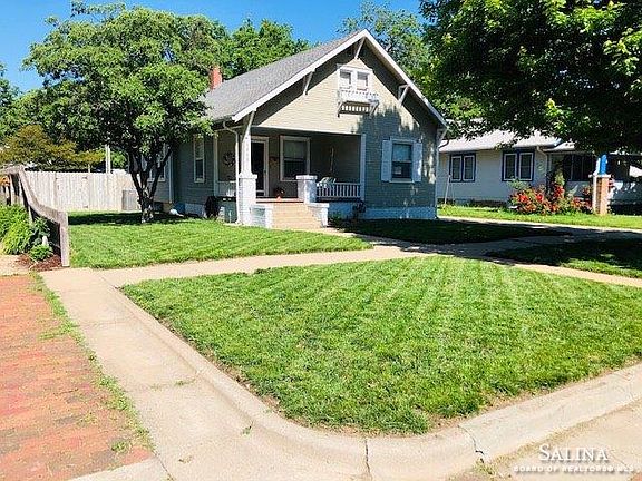 2nd image of 1008 Highland Ave
