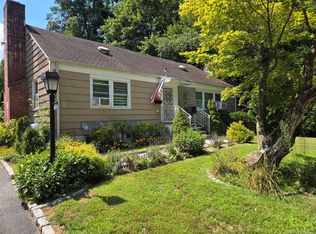 810 Fenimore Rd, Mamaroneck, NY 10543