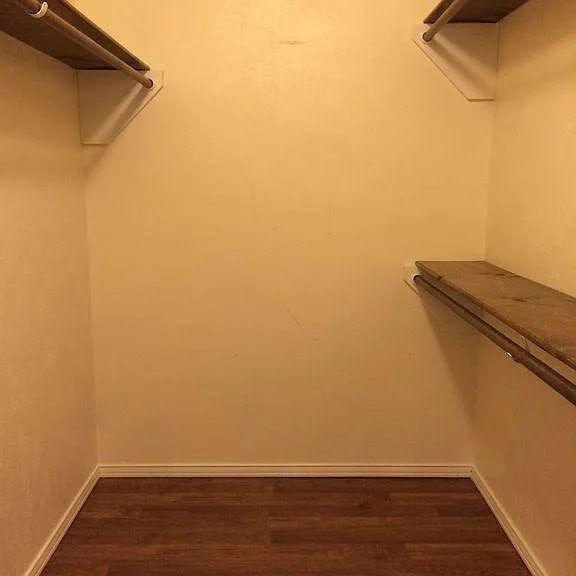 1421 Bryan Dr — Photo 8
