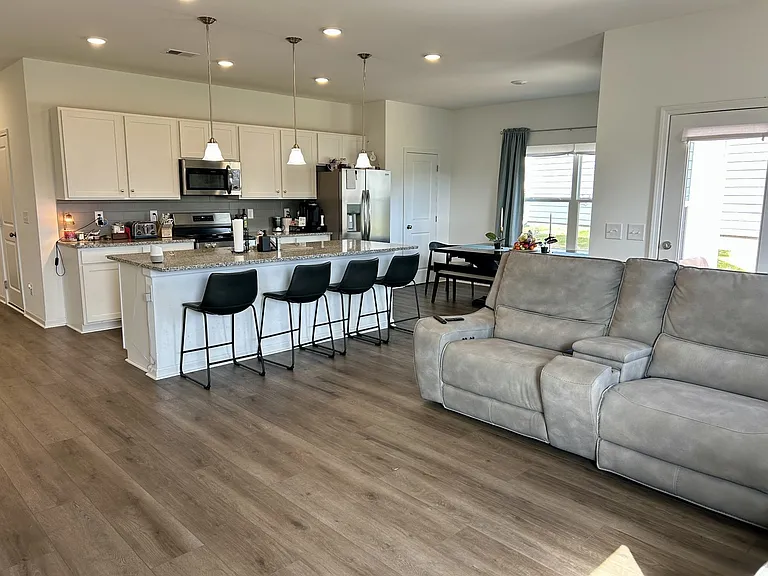 236 Summerlin Dr — Photo 5