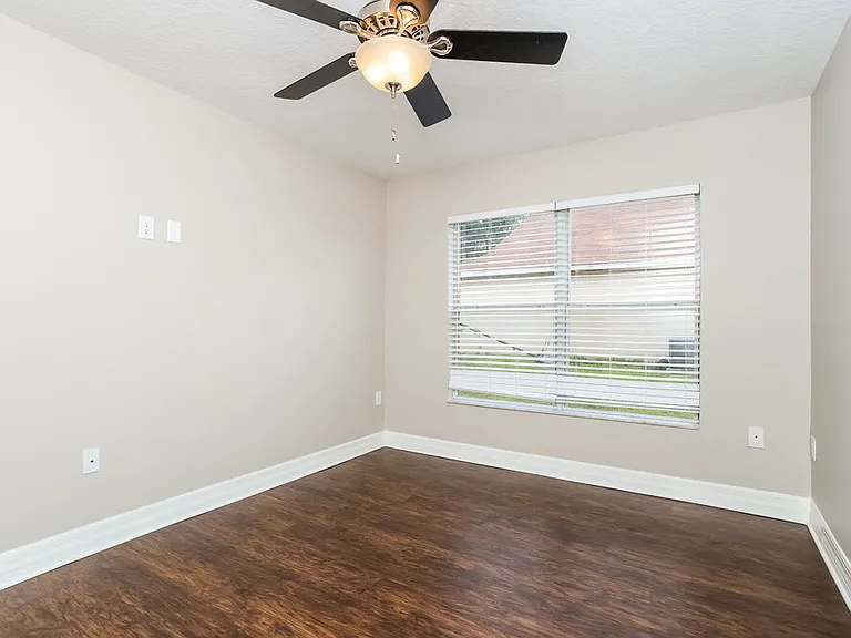 4505 Barbados Loop — Photo 14