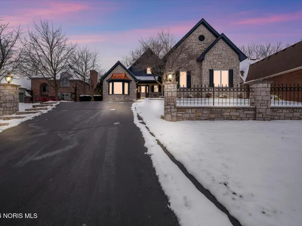 3204 Deep Water Ln, Maumee, OH 43537