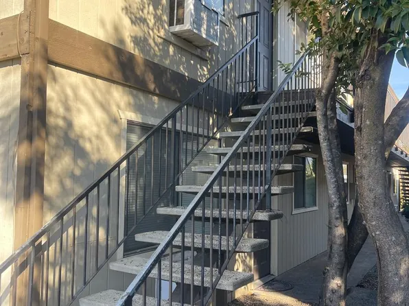 Churn Creek Apartments, 3503 Churn Creek Rd #12, Redding, CA 96002