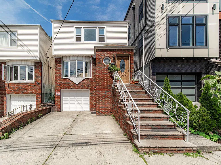 194 Congress St #3 — Photo 1
