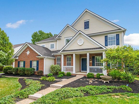 3rd image of 1134 Carriage Valley Dr