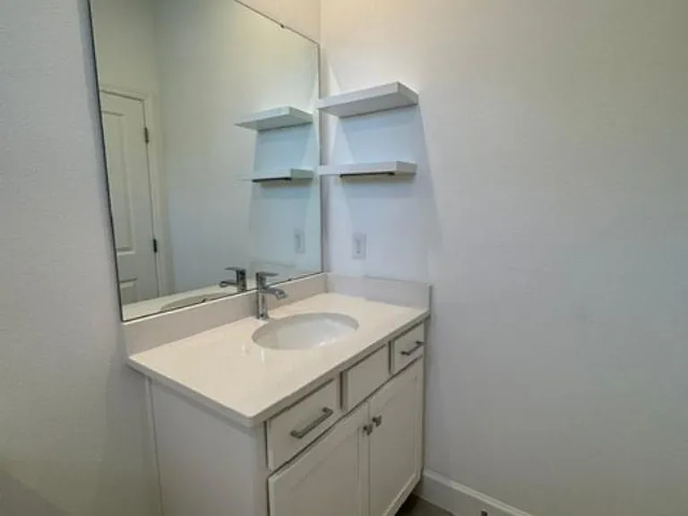 7573 Estuary Lake Loop #B — Photo 13
