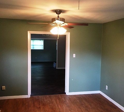 3rd image of 1133 San Jacinto Ave