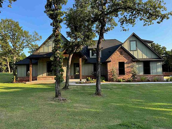 3rd image of 21188 Reserve Cir