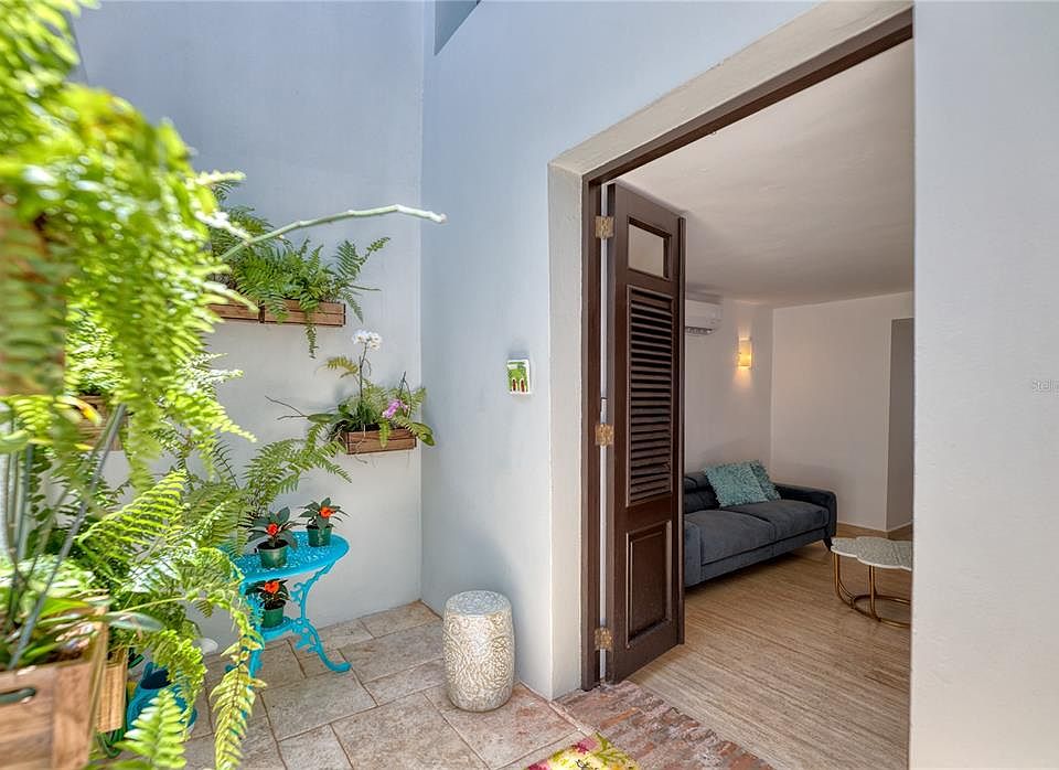 1st image of 203 Fortaleza St #4