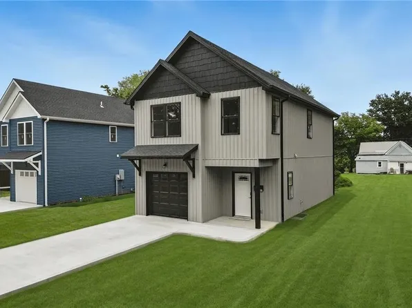 623 S Whitmer St, Richmond, MO 64085