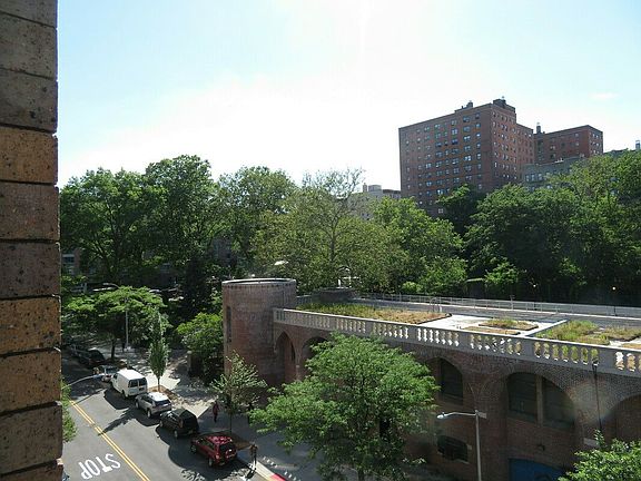 5th image of 84 Bradhurst Ave #Xfl5