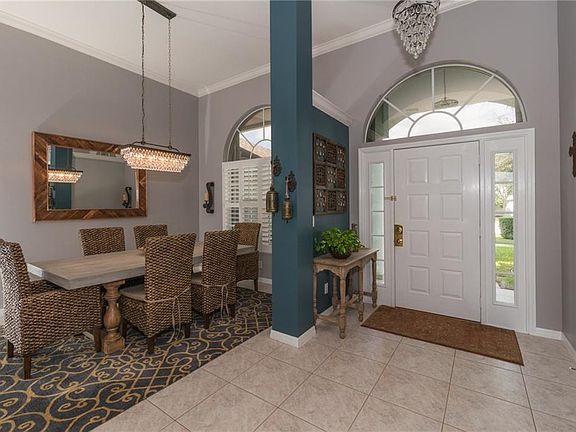 2nd image of 1836 SW Autumnwood Way