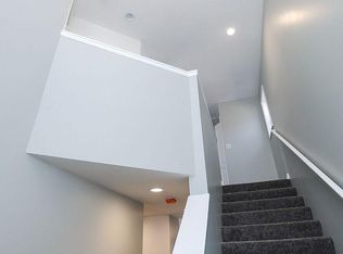 101 Bedford Rd, Mundelein, IL 60060