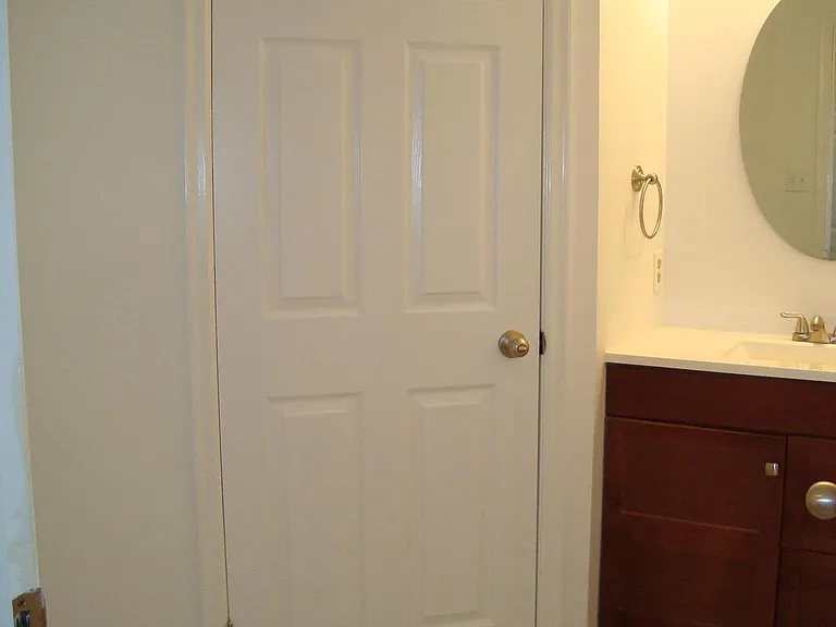 18704 Caledonia Ct #B — Photo 16