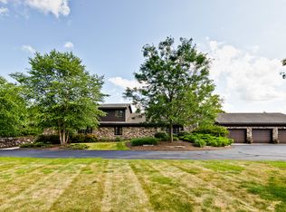 1750 Half Day Rd, Bannockburn, IL 60015