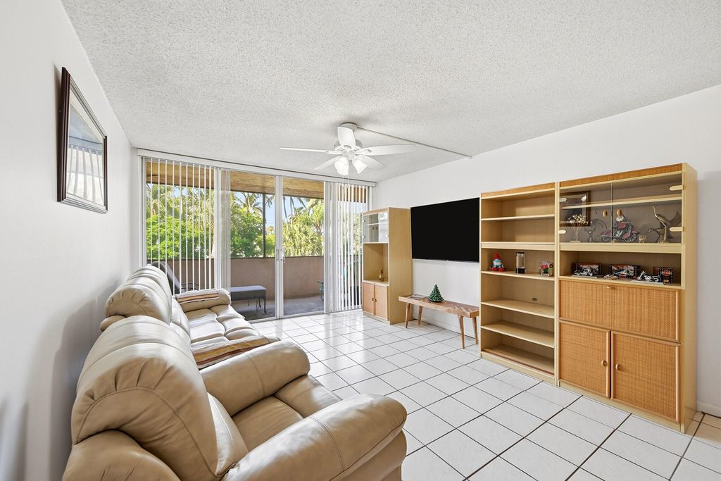 740 S Federal Highway #208, photo 5