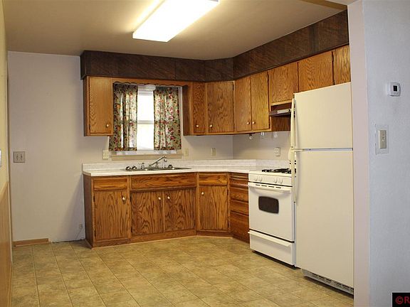 5th image of 103 Sunset Ave
