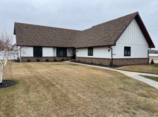 4020 Aspen Dr, North Platte, NE 69101