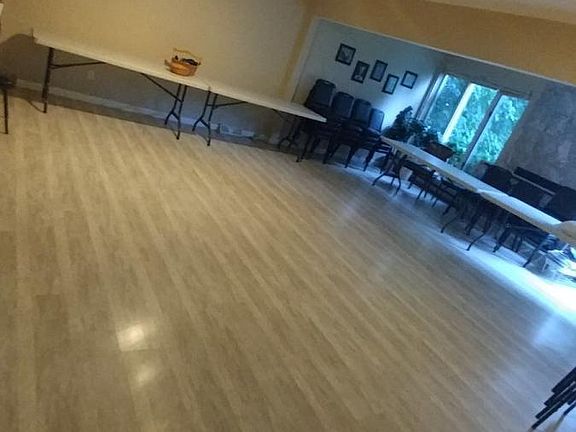 4th image of 7 Longwood Dr