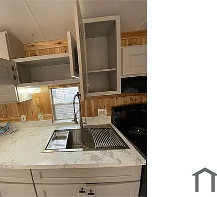 1410 N 10th St #21 — Photo 9