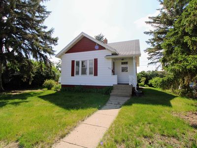 820 5th St SW, Minot, ND, 58701