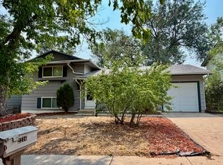 2236 Fernwood Dr, Colorado Springs, CO 80910