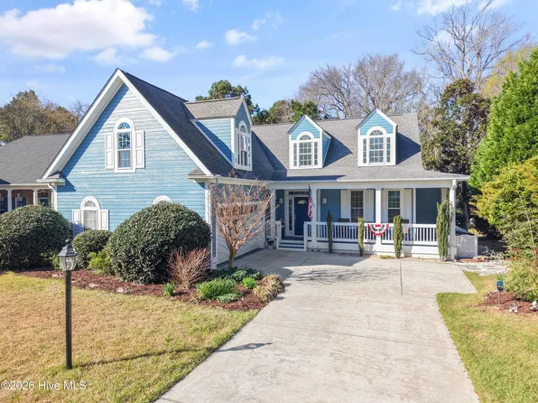 4120 Lark Bunting Court SE, Southport, NC 28461