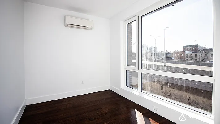Rented by Nooklyn NYC LLC | media 4
