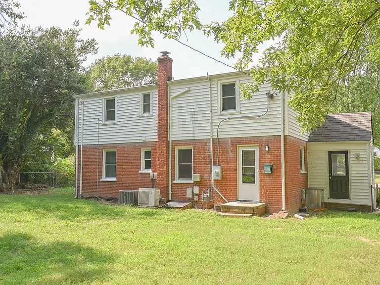 1001 Willow Lawn Dr — Photo 35