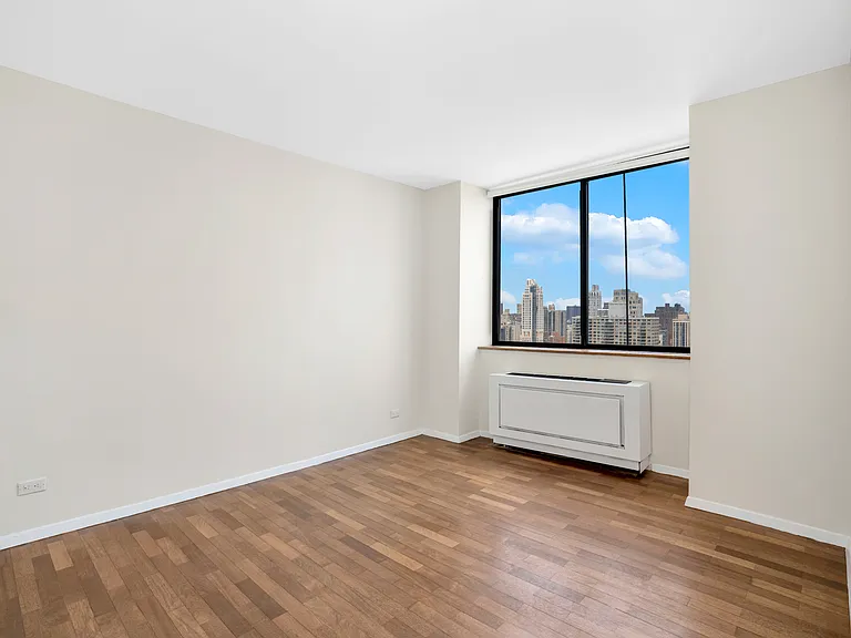 330 E 75th St #39B — Photo 10
