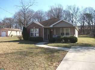 614 E Evesham Ave, Magnolia, NJ 08049