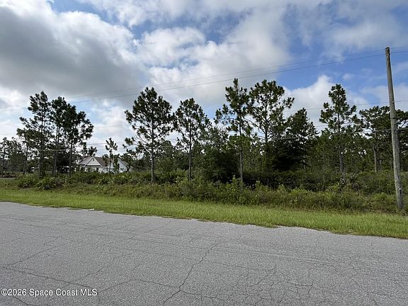 3rd image of 20240 Reynolds Pkwy