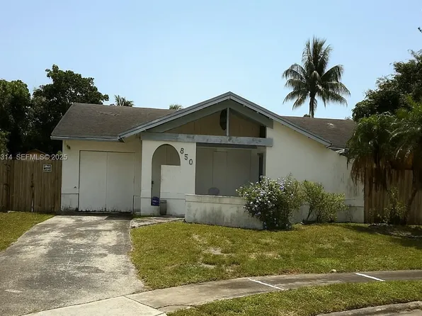 850 SW 55th Way, Pompano Beach, FL 33068