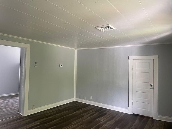 4th image of 435 City Ave #4